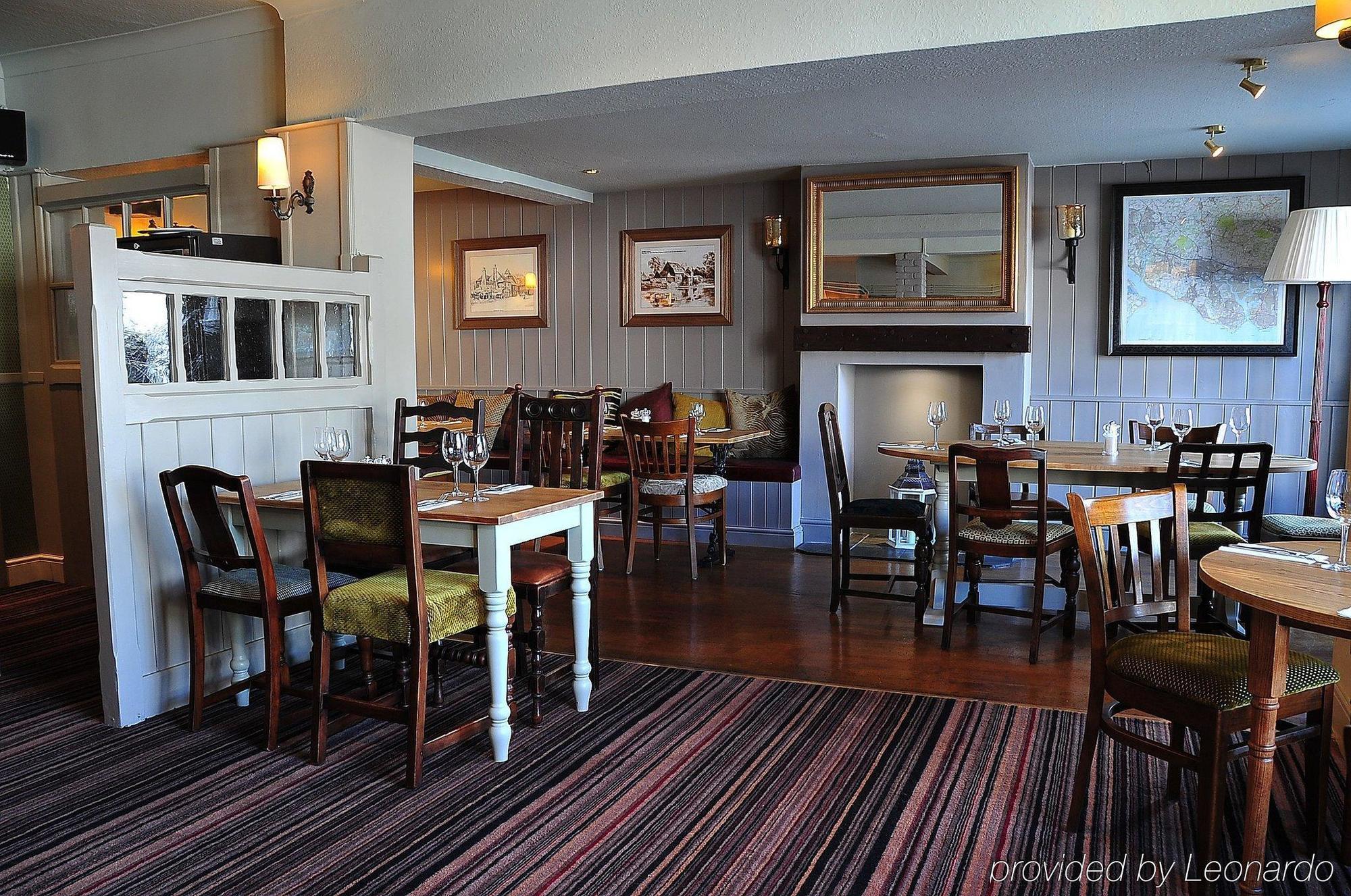 Red Lion Hotel By Greene King Inns フェアラム エクステリア 写真