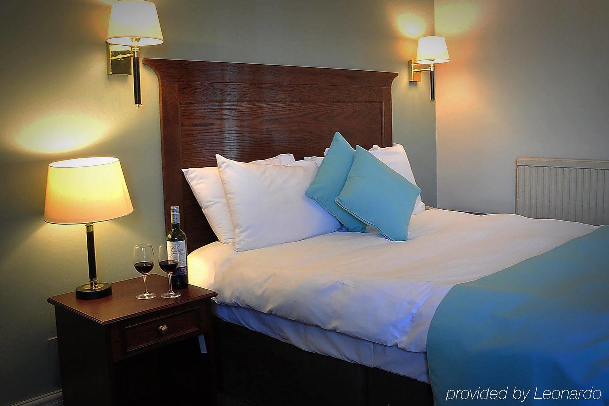 Red Lion Hotel By Greene King Inns フェアラム エクステリア 写真